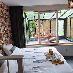 Berglust Met Serre En Gratis Parkeren Appartement