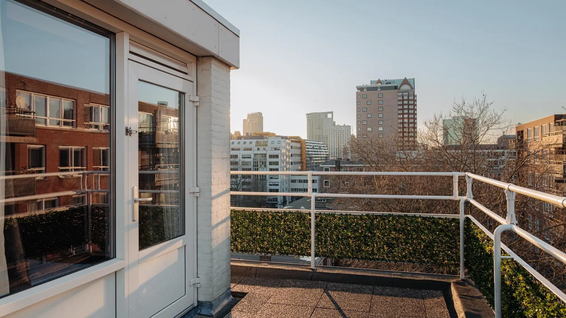Leonardo Hotel Rotterdam Savoy 4*,  Netherlands